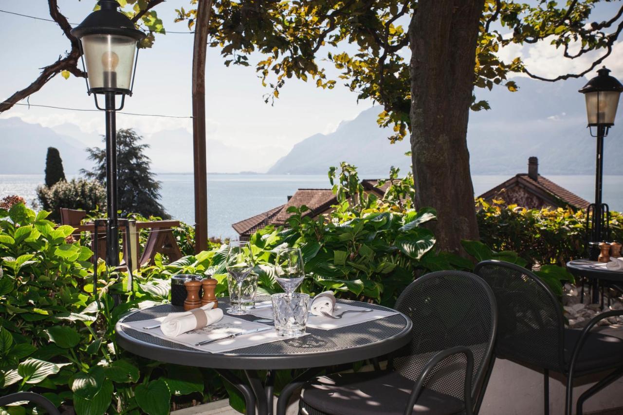 Auberge de Rivaz Buitenkant foto