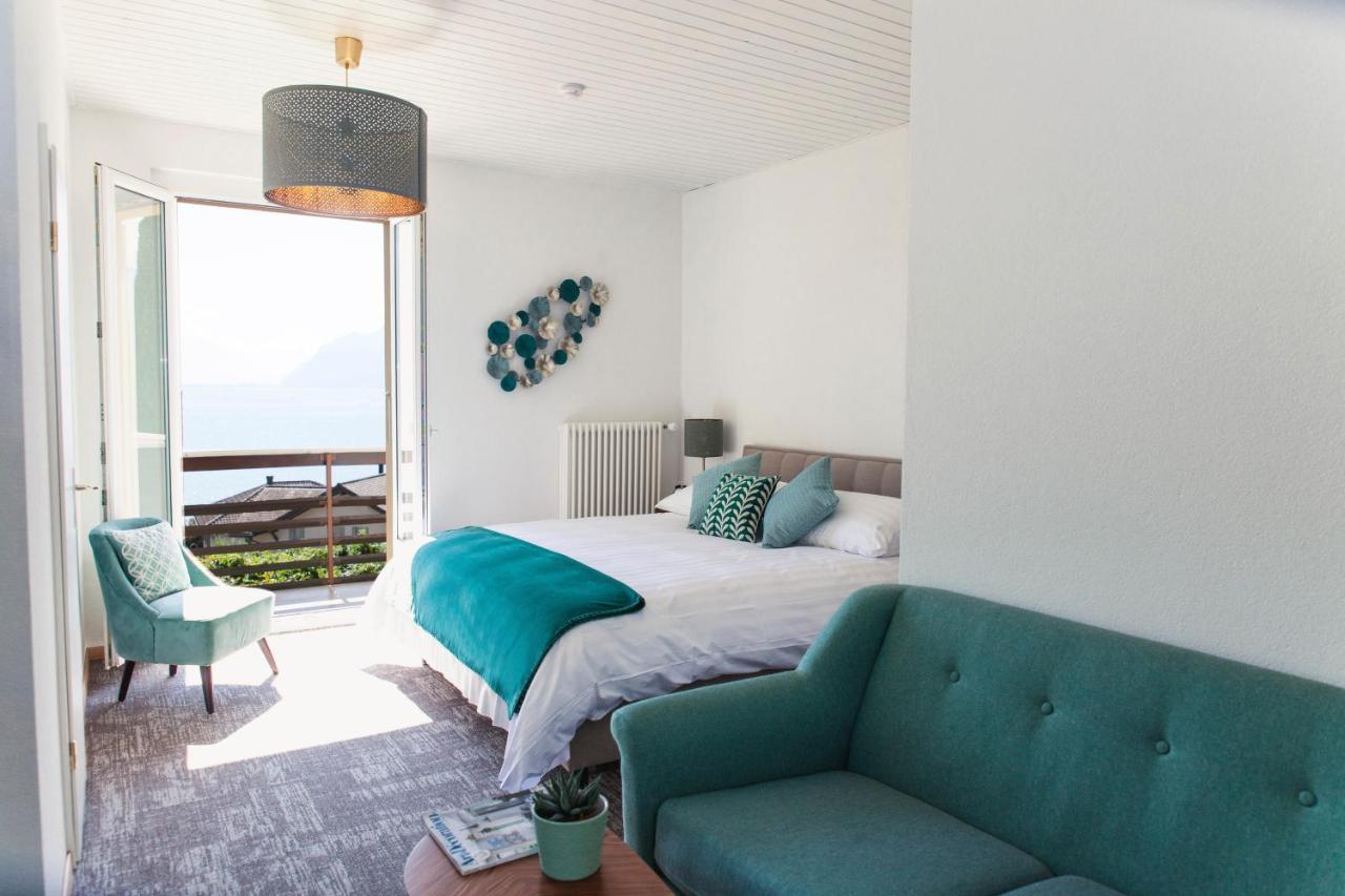 Auberge de Rivaz Buitenkant foto